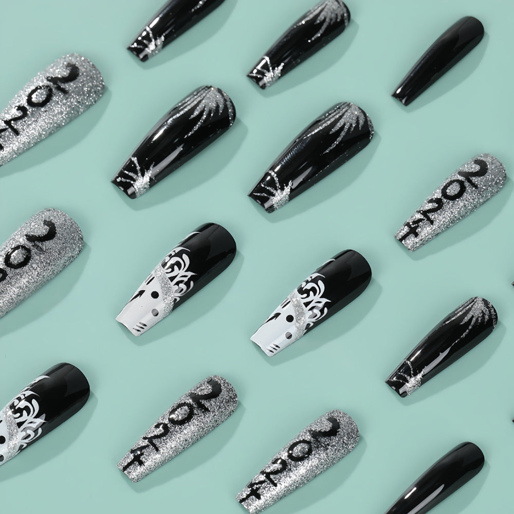 Artificial nails in elegant black and white design Acalora