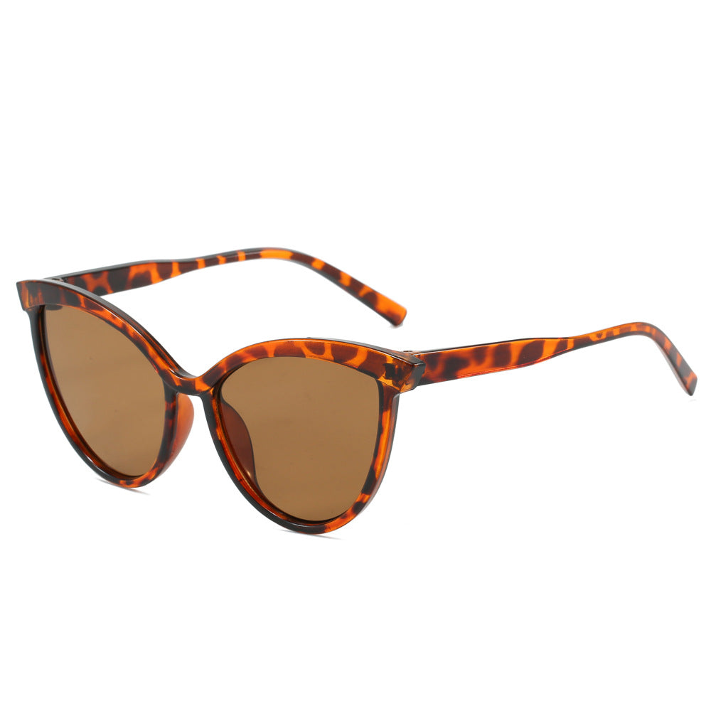 Ladies Elegant Cat-Eye Sunglasses with UV Protection and High-Quality Frame Bowlift