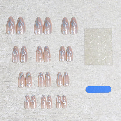 Artificial nail set with elegant design and pearl-embellished accents Acalora
