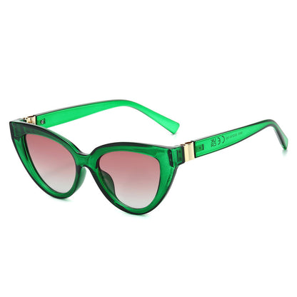 Women's Cat-Eye Sunglasses with high-quality UV protection and luxurious design Bowlift
