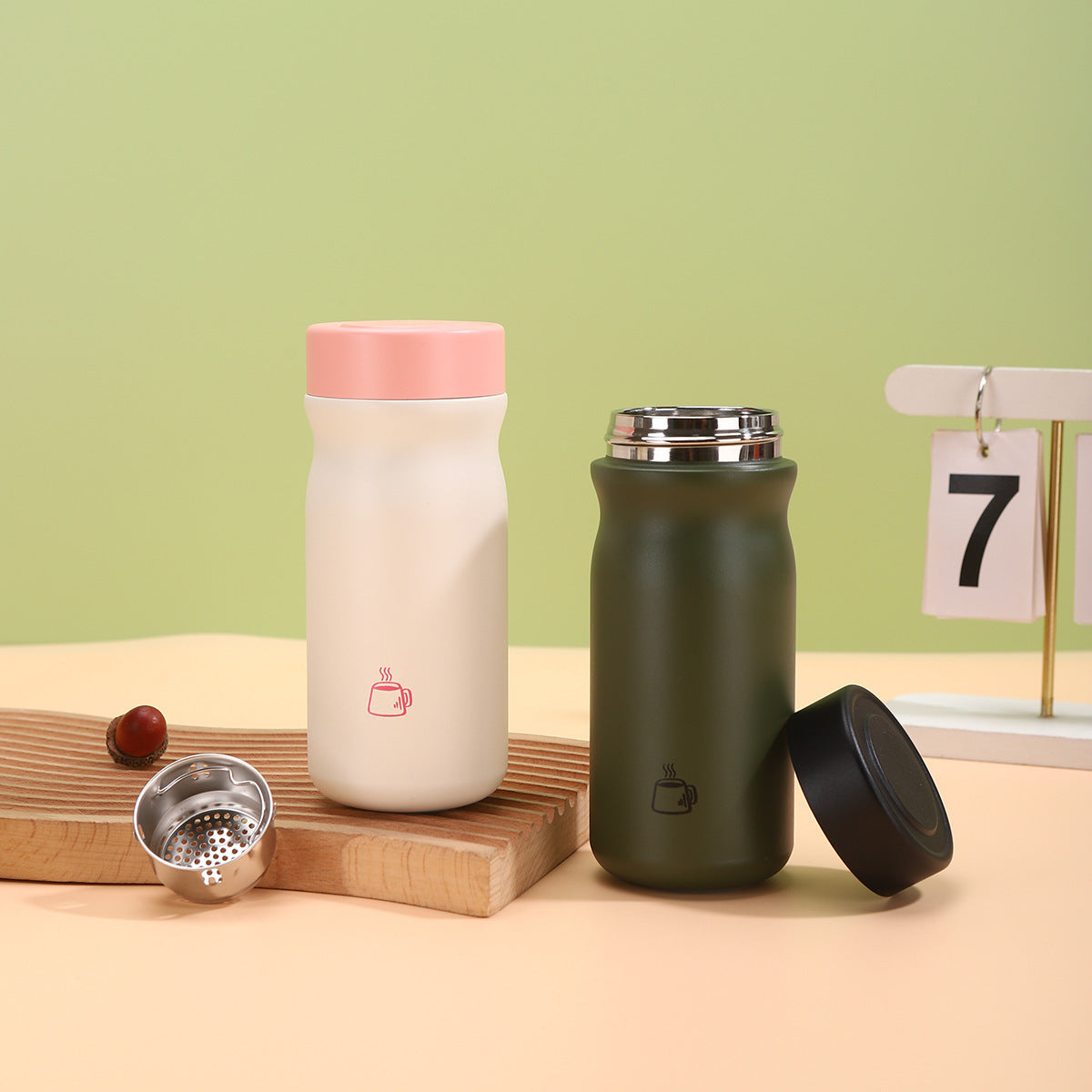 Women's Insulated Coffee Cup with practical spill stop Karnz