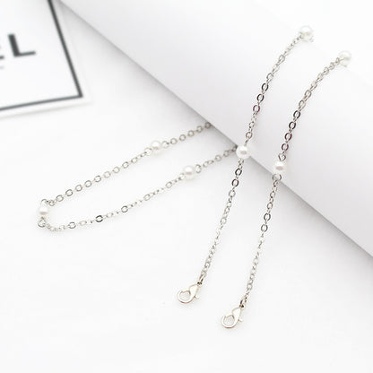 Elegant Pearl-Linked Eyewear Chain Acalora