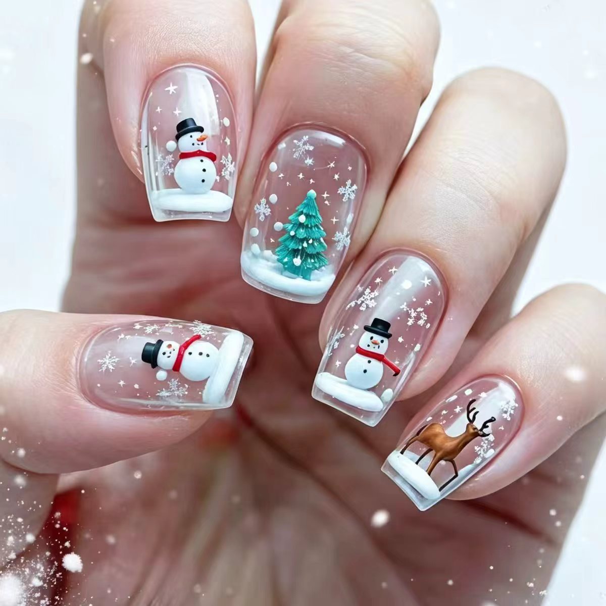 Holiday-Themed 3D Nail Art Acalora