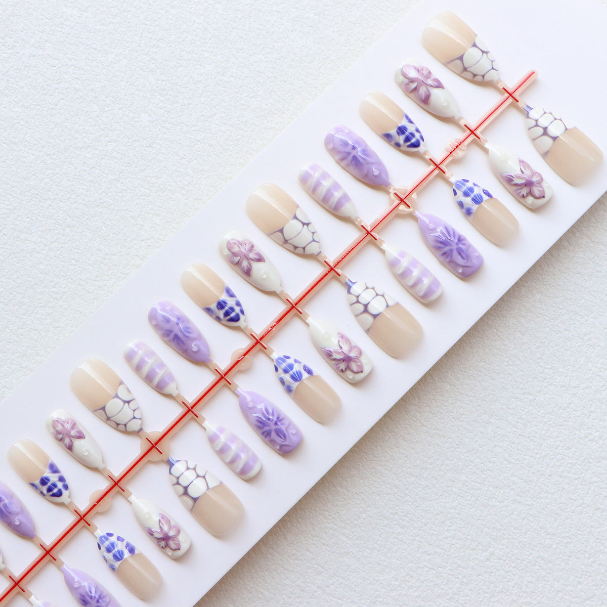 Artistic Press-On Nail Collection Acalora