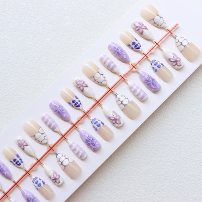 Artistic Press-On Nail Collection Acalora