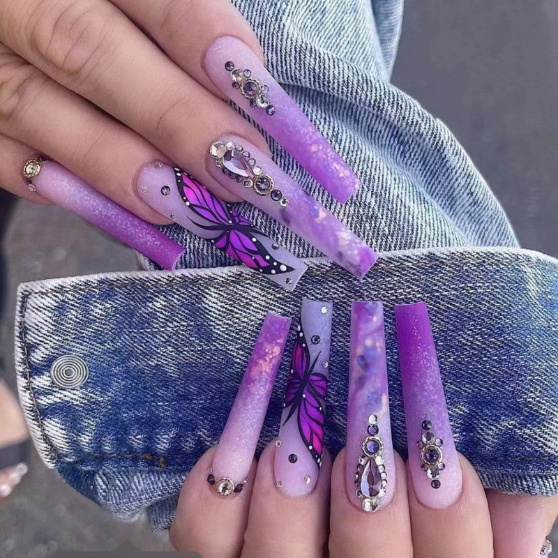 Artificial nails with delicate floral designs Acalora