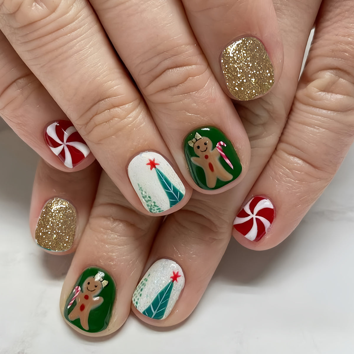 Decorative Holiday-Themed Press-On Nails Acalora