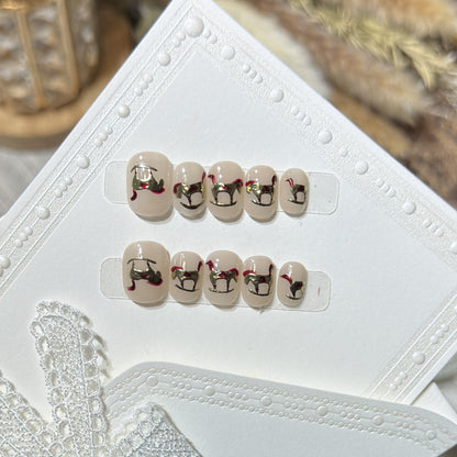 Decorative Press-On Nail Art Set with Gold Accent Designs Acalora