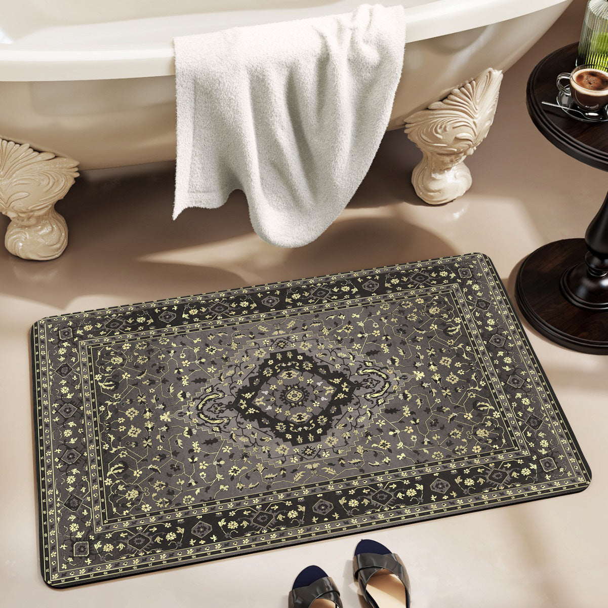 Luxurious Floral Pattern Bath Mat Acalora