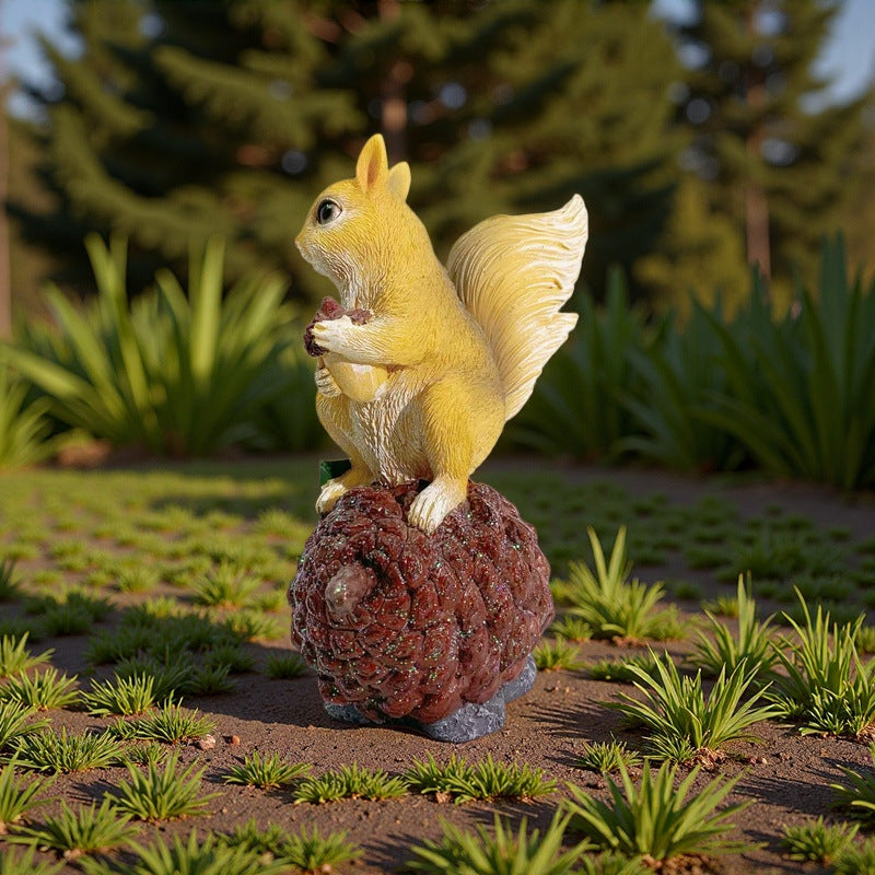 Decorative squirrel sculpture on a cone Acalora