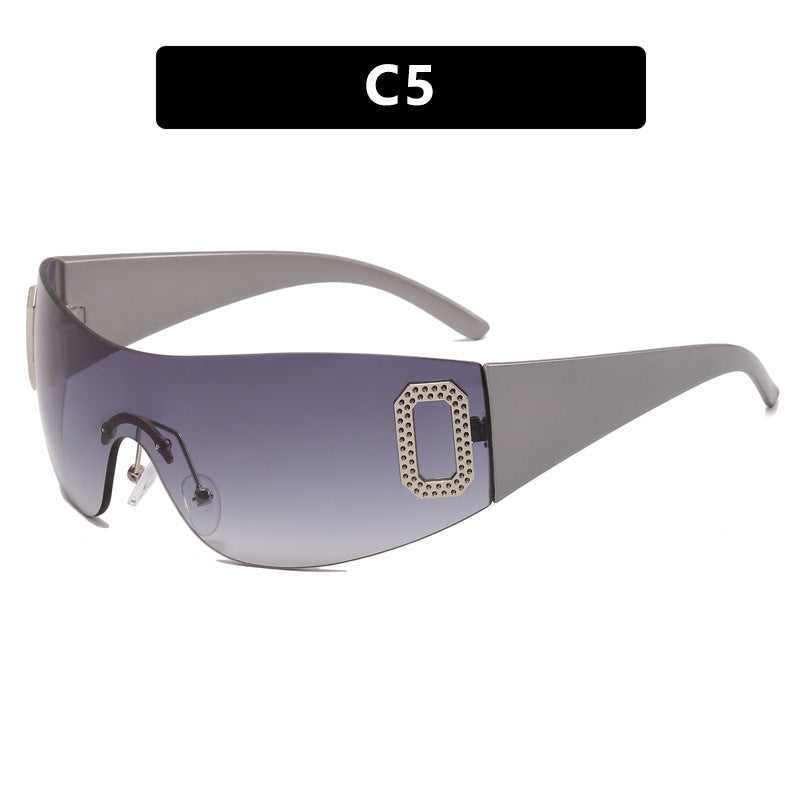 Women's sporty sunglasses in futuristic shield design Bowlift