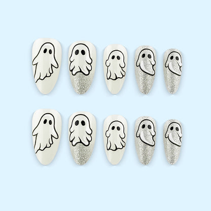 Artificial nails with cute ghost motif Acalora