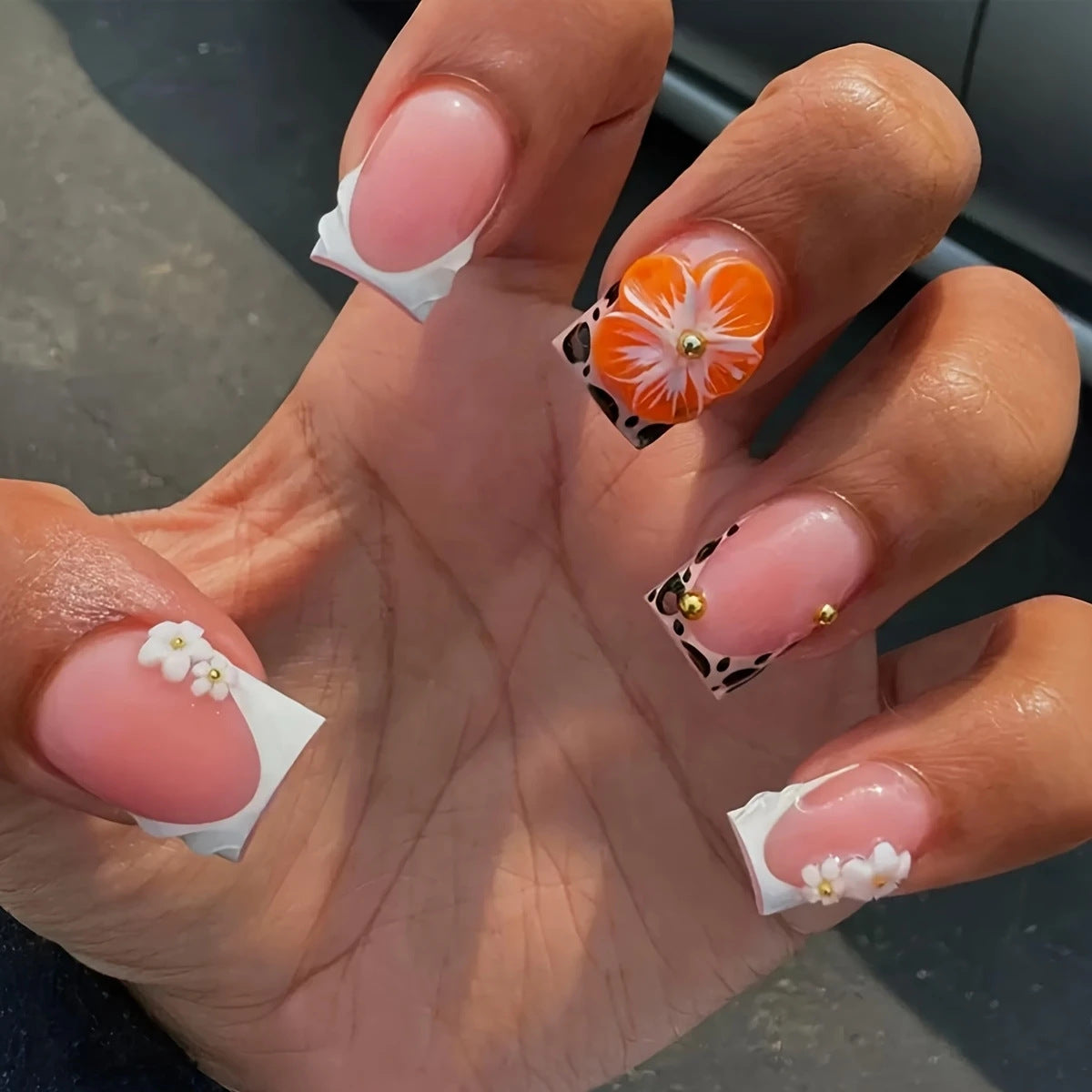 Decorative Floral Press-On Nail Art Acalora