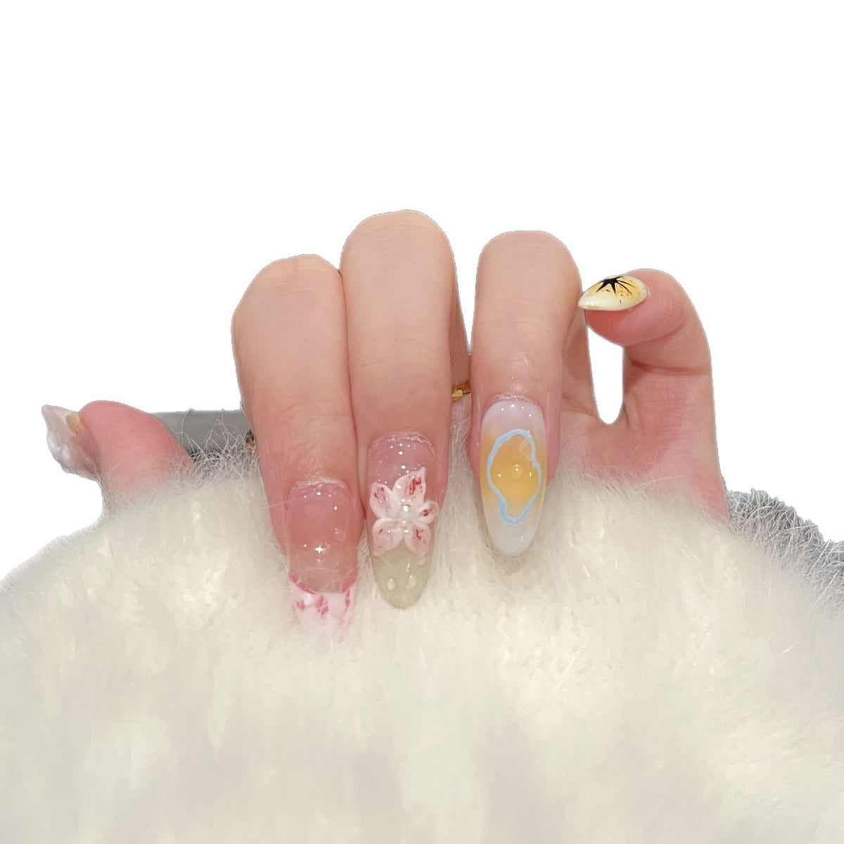 Artistic Floral Press-On Nail Art Set Acalora