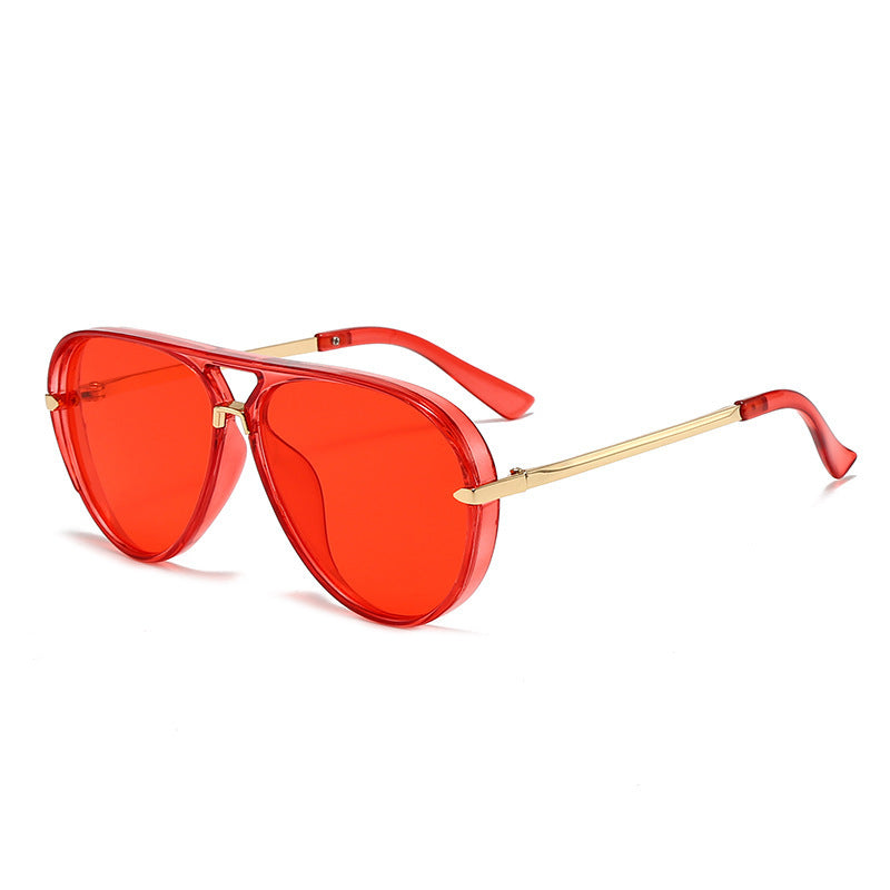 Women Pilot Sunglasses with Modern Metal Frame and UV Protection Bowlift