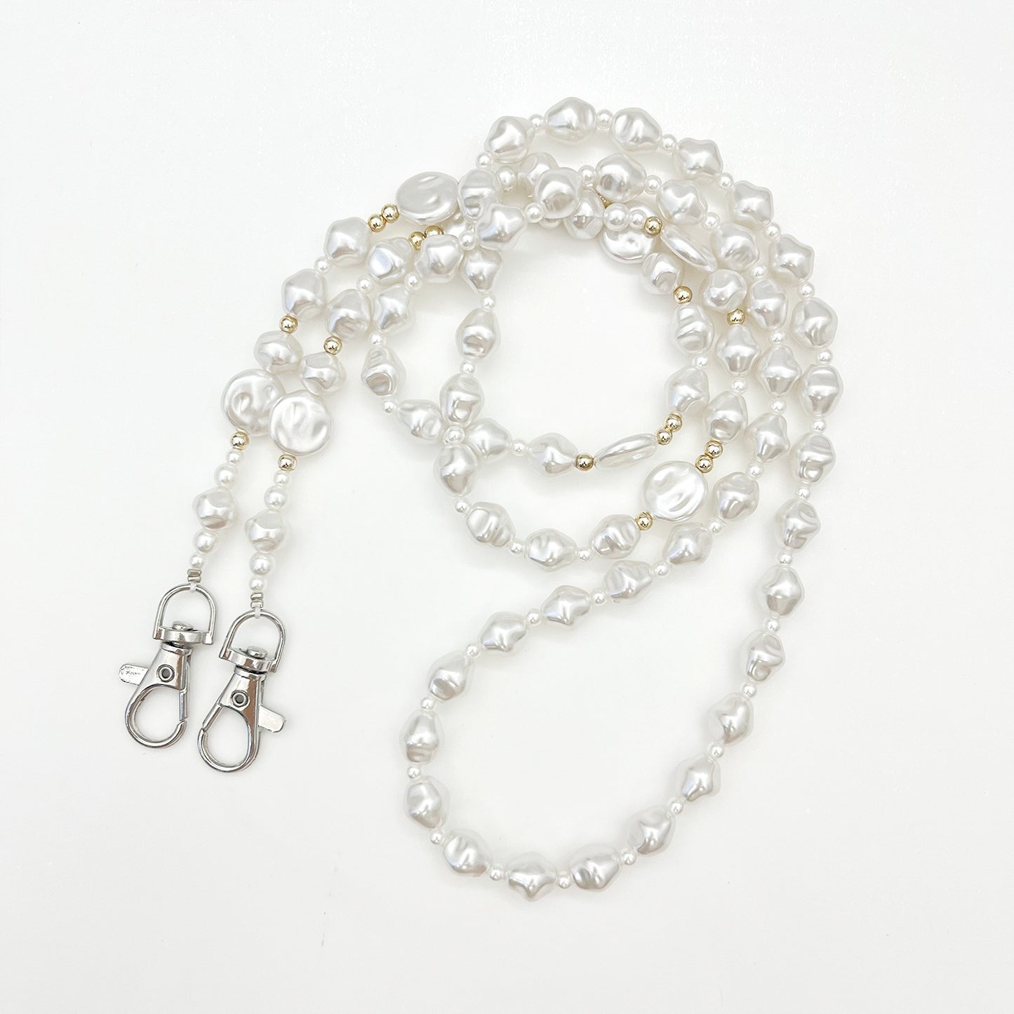 Beaded Eyewear Chain with Stylish Checker Design Acalora