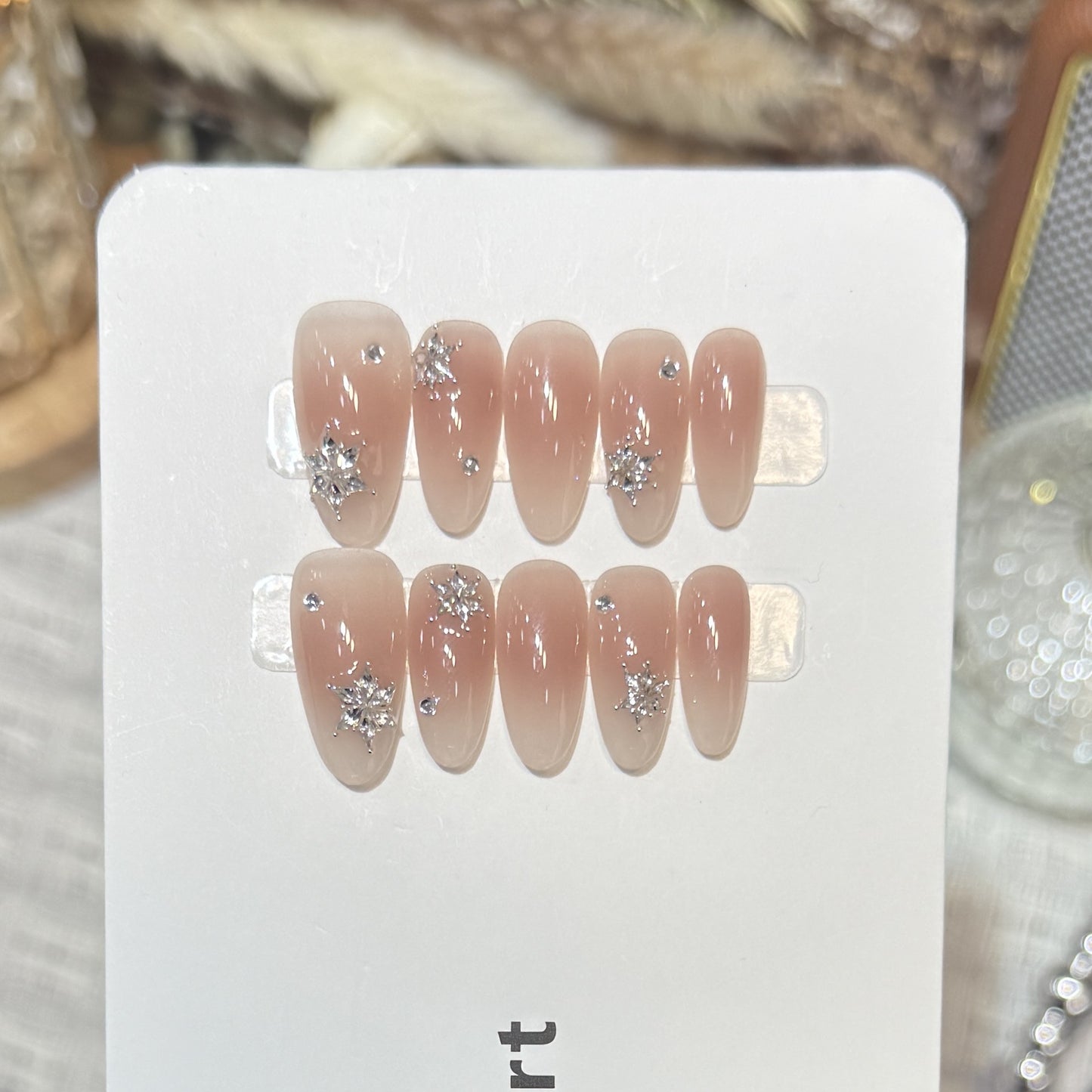 Decorative Press-On Nail Set with Sparkling Star Accents Acalora