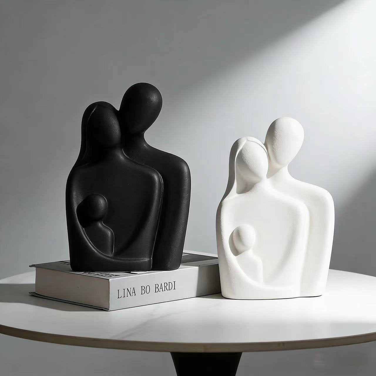 Modern decorative figure Acalora