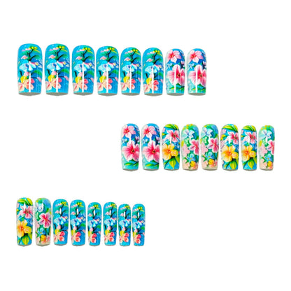 Artificial nail set with flower design and glossy finish Acalora