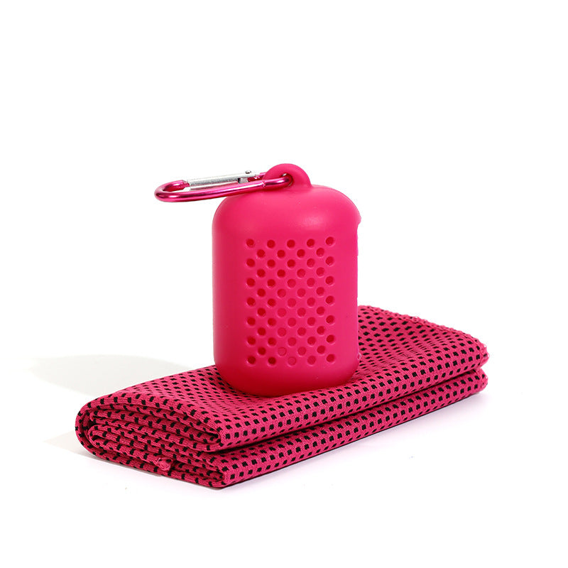Unisex cooling towel in storage case Karnz