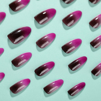 Artificial nails with modern ombre effect Acalora