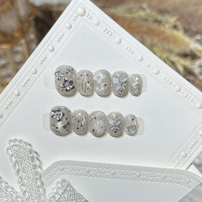 Decorative Press-On Nail Art Set with Floral and Star Accents Acalora