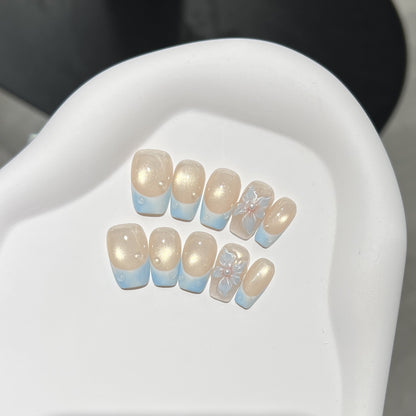 Decorative Press-On Nail Art Set with Floral Design Acalora