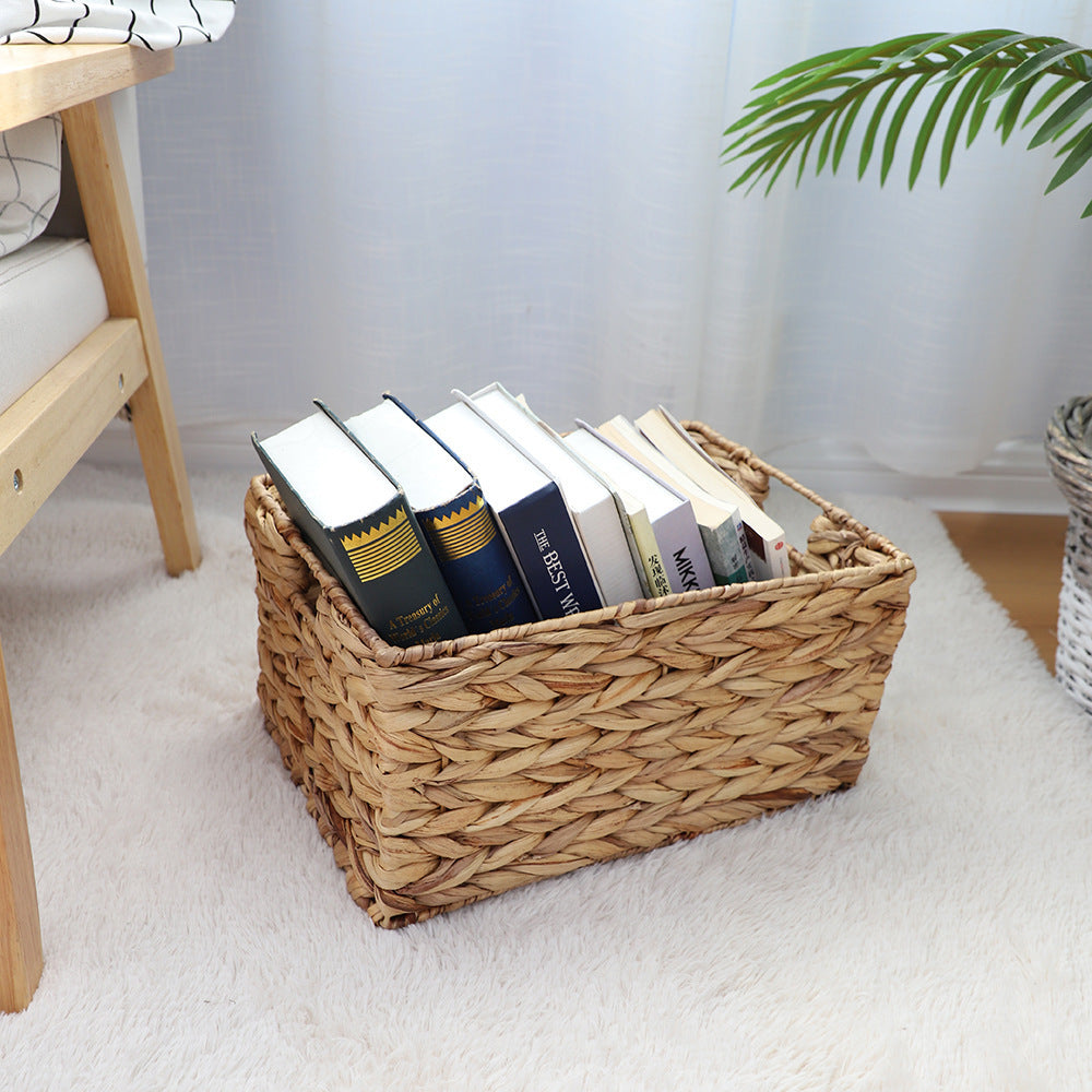 Handcrafted Storage Box Made of Braided Natural Material Acalora