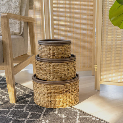 Handwoven storage basket with two handles Acalora