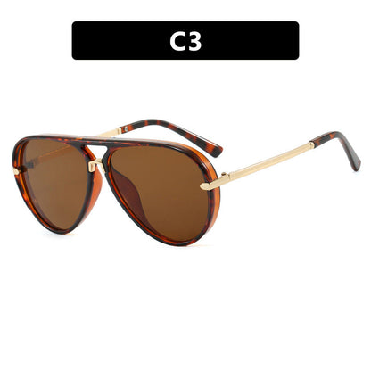 Women's fashion pilot sunglasses with elegant metal accents Bowlift