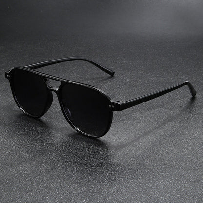 Women's designer sunglasses with fashionable tortoiseshell frame and UV protection Karnz