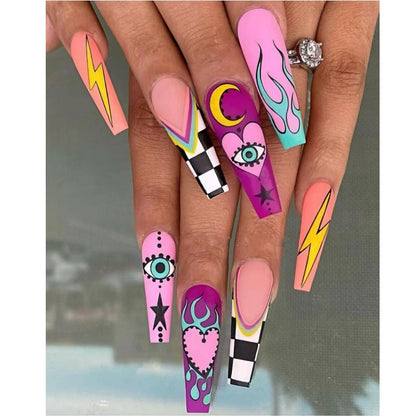 Creative and artistic art nails Acalora