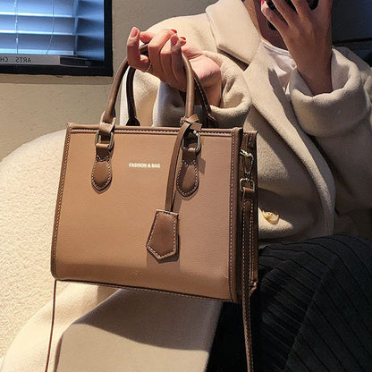 Structured Handheld Satchel Acalora