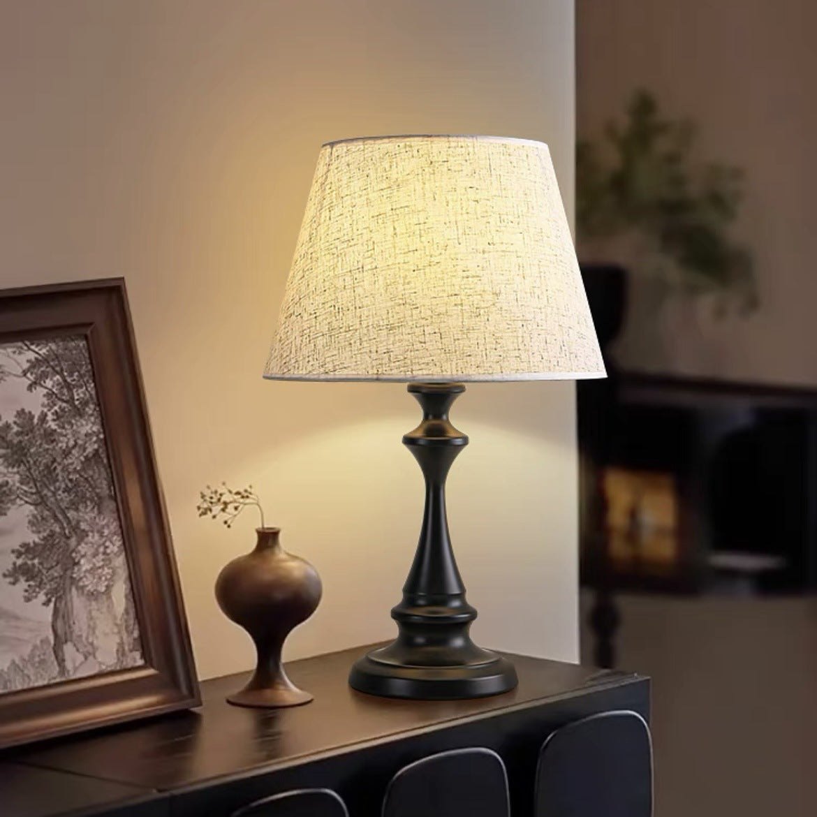 Elegant Classic Table Lamp