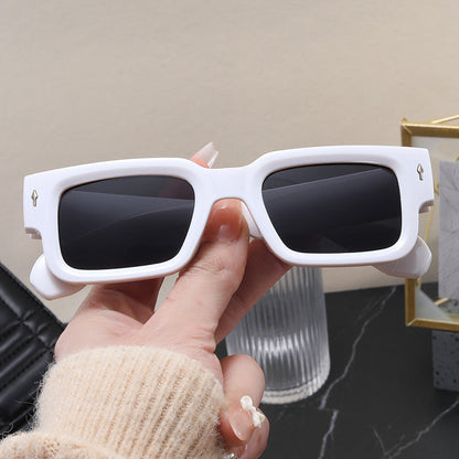 Women Fashion Rectangle Sunglasses with High-Quality Lenses Bowlift