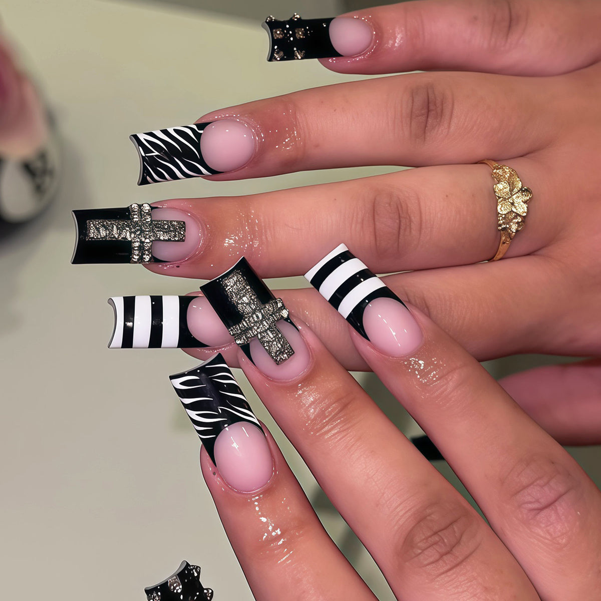 Glamorous Stiletto Nail Art Design Acalora