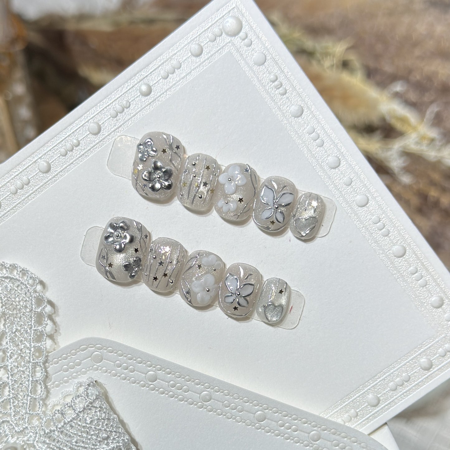 Decorative Press-On Nail Art Set with Floral and Star Accents Acalora
