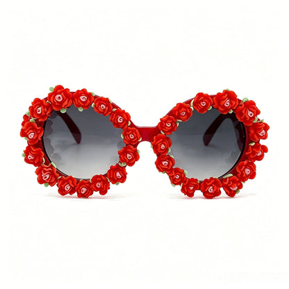 Women's sunglasses with floral design and unique frame accents Bowlift