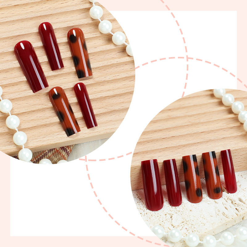 Artistic Press-On Nail Set with Unique Patterns Acalora