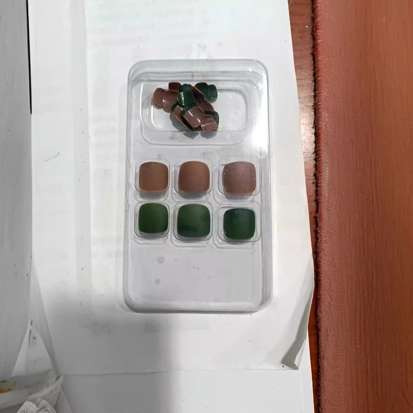 Decorative Press-On Nail Set Acalora