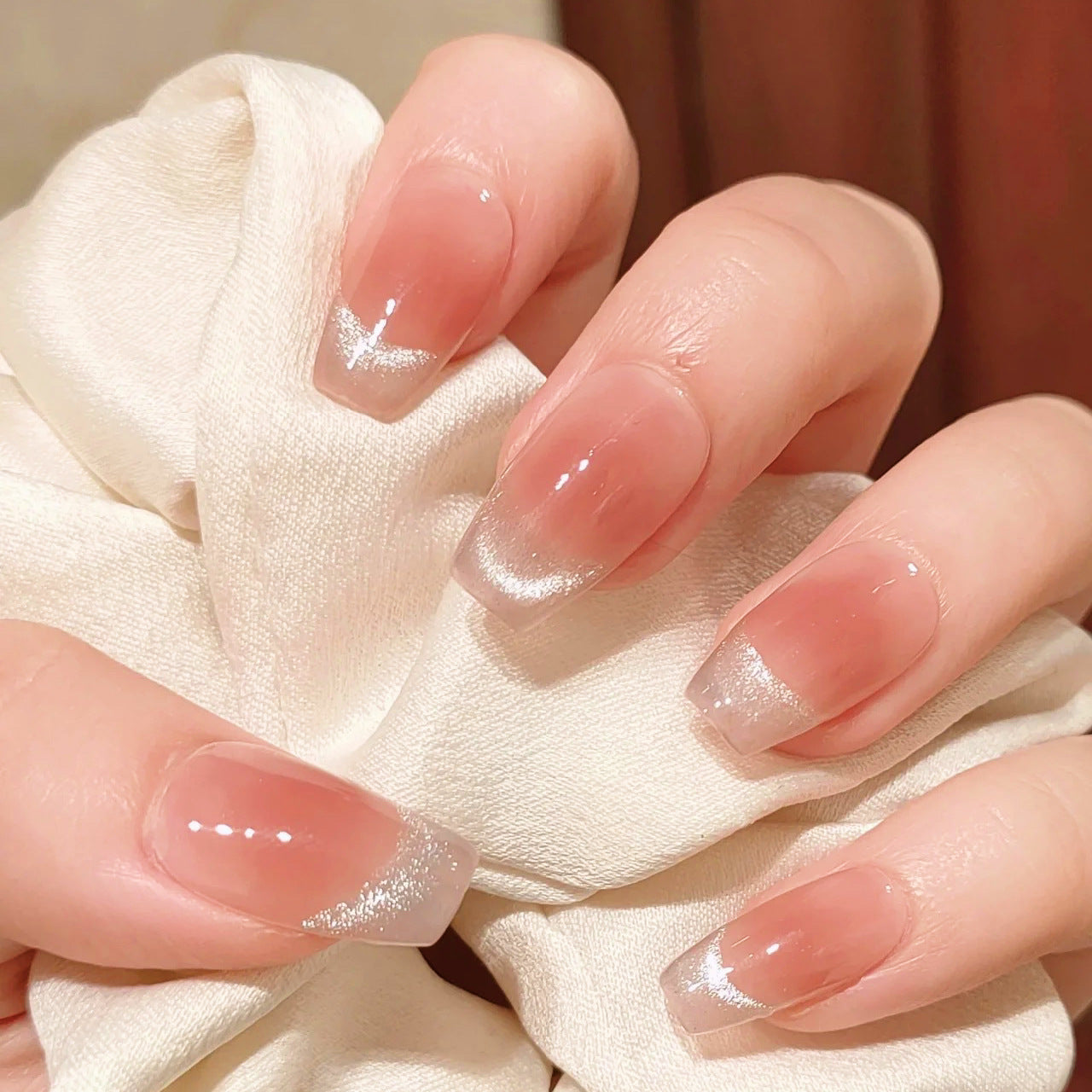 Festive Holiday Themed Press-On Nail Art Acalora