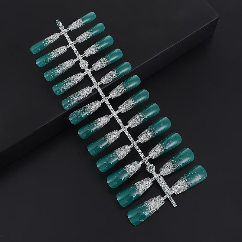 Nail art with glitter and ombre effect Acalora