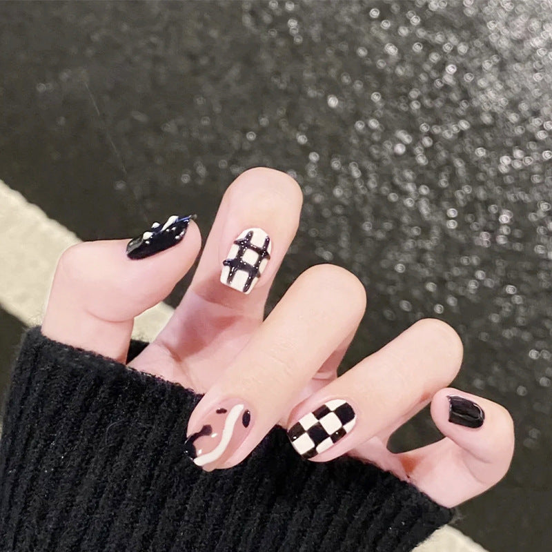 Creative nail art set with modern geometric patterns Acalora