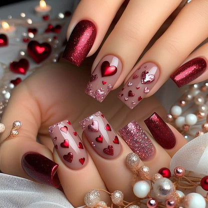Artificial nails with romantic heart design and fine accents Acalora