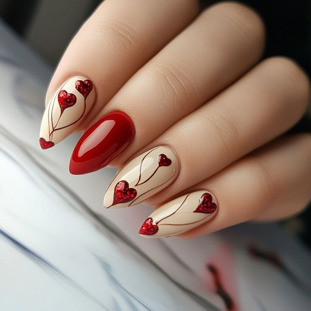 Artificial nails with romantic heart design and fine accents Acalora