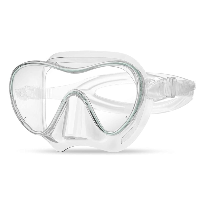 Diving mask with flexible silicone edge and clear field of vision Bowlift