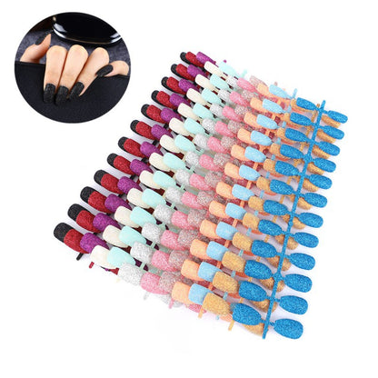 Glamorous artificial nails with sparkling glitter Acalora