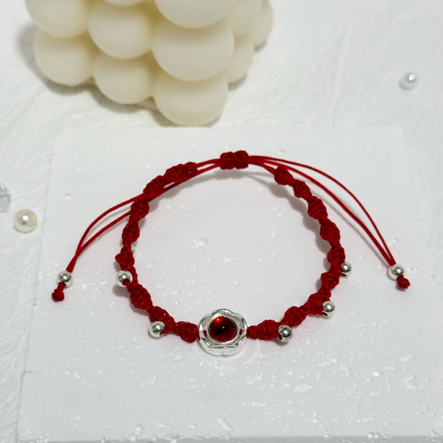 Adjustable Knot Bracelet with Gemstone Acalora