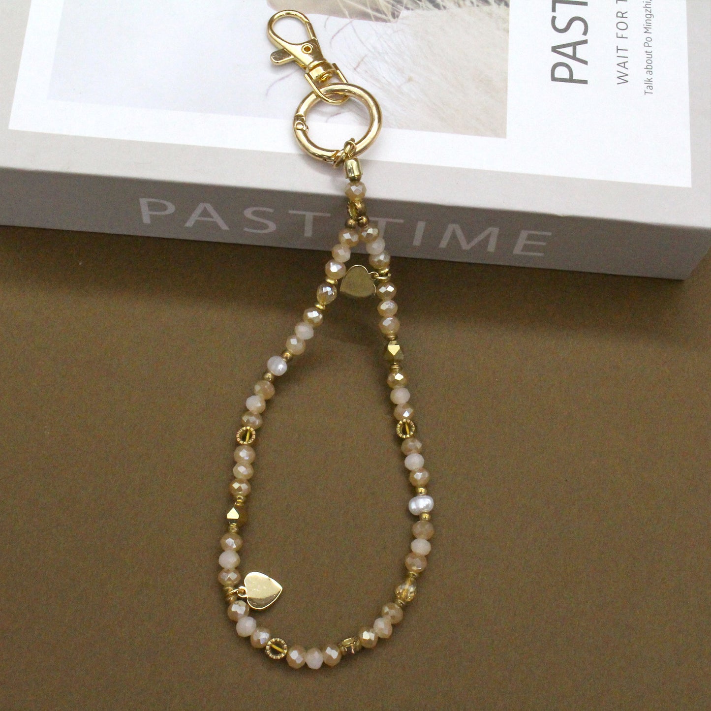 Elegant Pearl Oversized Eyewear Chain Acalora