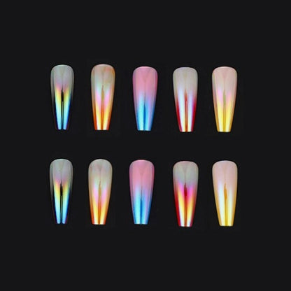 Trendy gradient design artificial nails Acalora